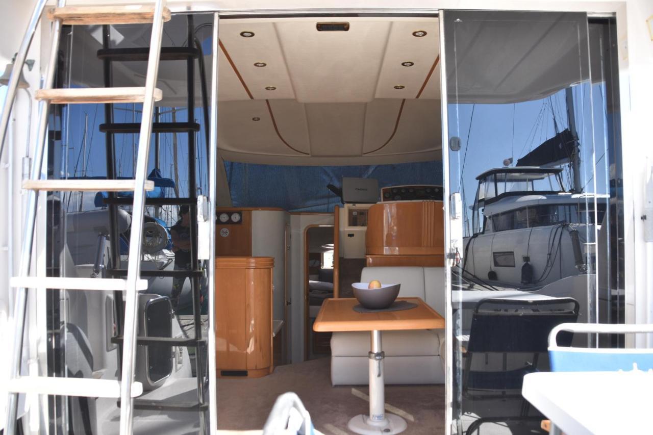 Luxury Yacht Kamikara Hotell San Miguel de Abona Exteriör bild