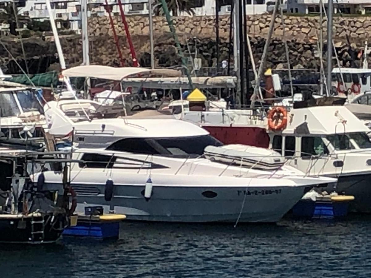 Luxury Yacht Kamikara Hotell San Miguel de Abona Exteriör bild