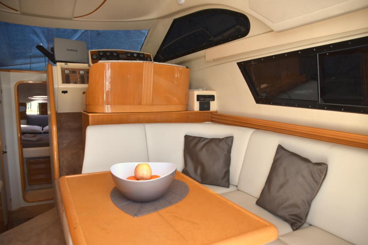 Luxury Yacht Kamikara Hotell San Miguel de Abona Exteriör bild